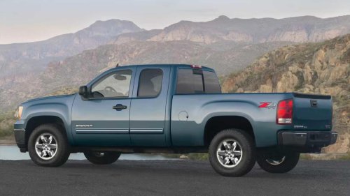 Best Reliable Pickup Trucks For Towing Under $15,000 In 2025