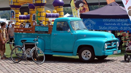 10 vehicles that quietly became benchmarks in their segment