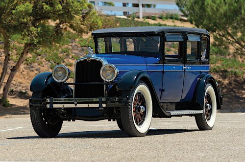 The elegant legends powered by the Straight Eight engine