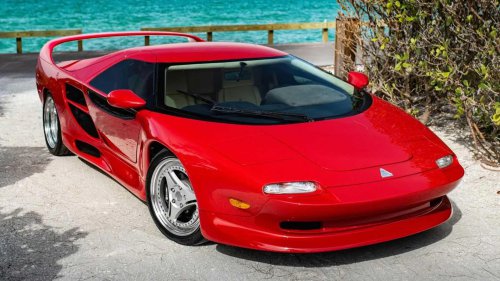 Vector M12: The last American manual V12 supercar ever made