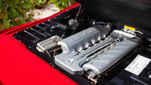 SuperCar, Vector M12: The last American manual V12 supercar ever made
