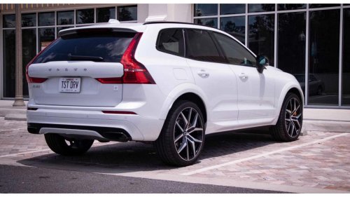 The used luxury hybrid SUV that everyone’s overlooking