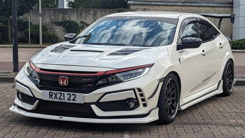20 Cars You See Everywhere You Go In America