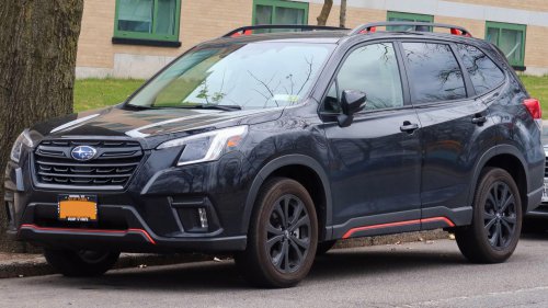 20 Cars You See Everywhere You Go In America