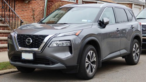 20 Cars You See Everywhere You Go In America