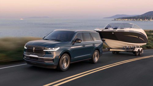 SUVs that can tow 7,000 pounds - and more