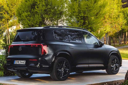 メルセデス・ベンツが、新型「GLB」を発表。まずはバッテリーEVの「EQテクノロジー」から販売開始