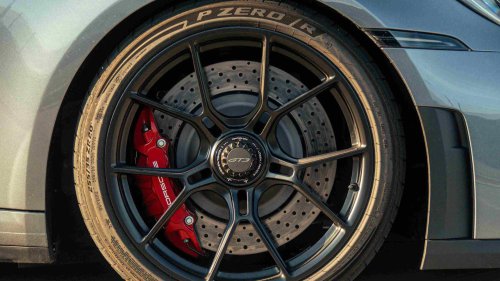 Tire patch vs. plug: Which repair method won't leave you stranded?