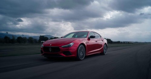 10 sedans that can outrun the C8 Corvette any day