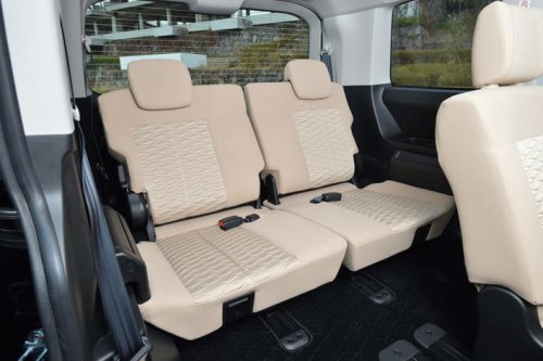 三菱 デリカD:5の売れ行きが倍増した理由は? 最新マイナーチェンジの進化点と唯一無二の魅力を解説