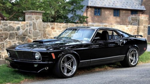 20 vintage photos of cars from the smokin’ seventies
