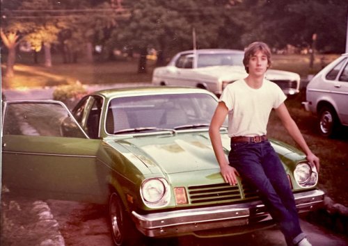 20 vintage photos of cars from the smokin’ seventies