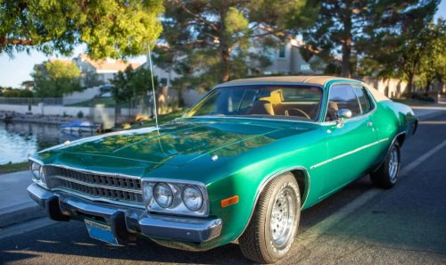 20 vintage photos of cars from the smokin’ seventies