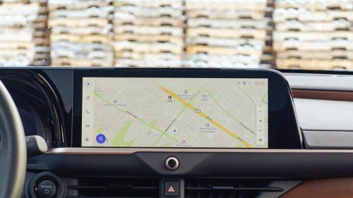 Nissan Murano vs Toyota Crown Signia comparison