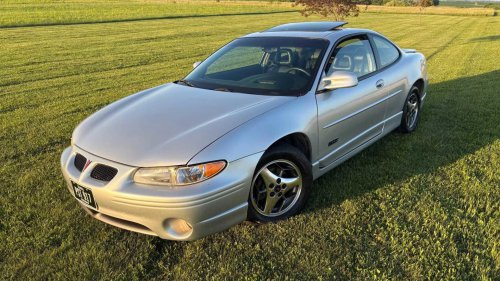 The 1988-1989 Pontiac 6000 STE was an American all-wheel drive sport sedan
