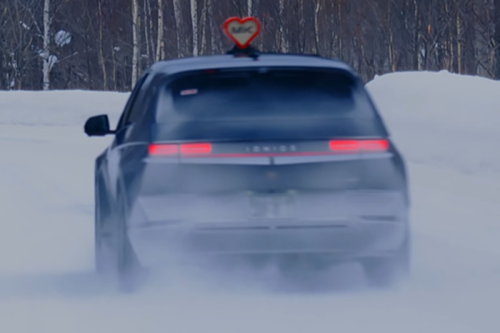 「雪道は危険」の常識が崩れた、EVに隠されていた切り札