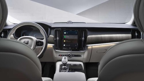 The used luxury hybrid that everyone’s overlooking