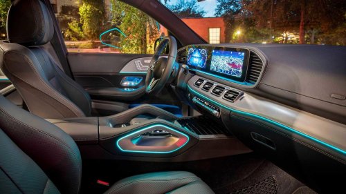 Mercedes, SUV, The updated Mercedes SUV has over 3,000 new parts, and you’d never guess why