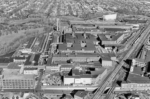 How Kaiser-Frazer took on the Big Three – and nearly won