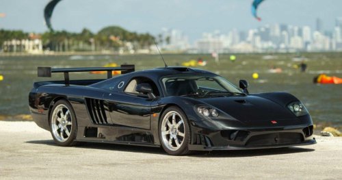 SuperCar, Ferrari, This American supercar was faster than a Ferrari, but almost no one bought it