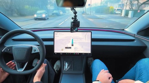 Elon Musk anticipa algo nuevo en Tesla, ¿el esperado Cyber SUV?: «Algo mucho mejor que una minivan está en camino»