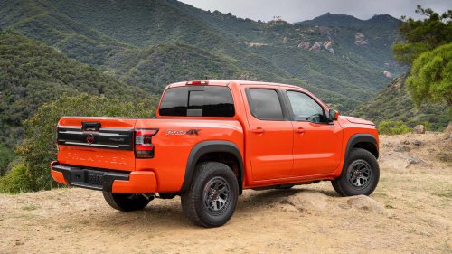 Nissan Frontier Pro-4X vs Toyota Tacoma TRD Off-Road: Which offers better value?