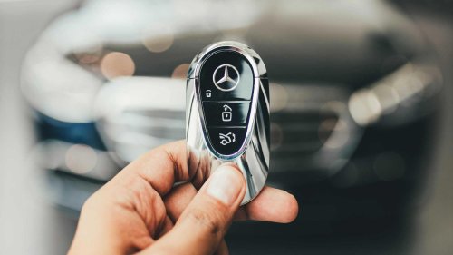 Lease vs. finance: The best way to get a new car in 2026