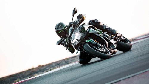 The everyday Kawasaki with weekend superbike energy