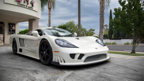 8 production vehicles that crack the 200 mph barrier