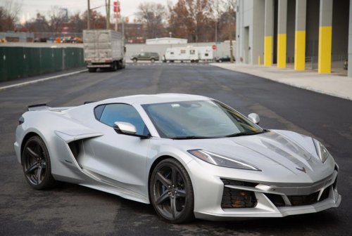 Chevrolet, Chevrolet Corvette, 2026 Chevrolet Corvette E-Ray, tested: A much-appreciated revamp brings a superior interior