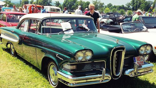 20 car companies that no longer exist