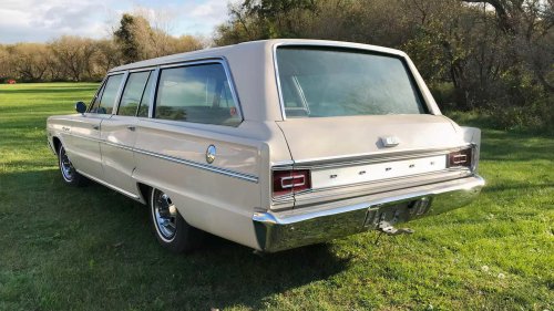 Dodge, Dodge built a muscle car wagon with 325 HP in the '60s!