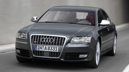 This forgotten V-10 sedan was Germany’s best kept secret