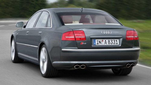 This forgotten V-10 sedan was Germany’s best kept secret
