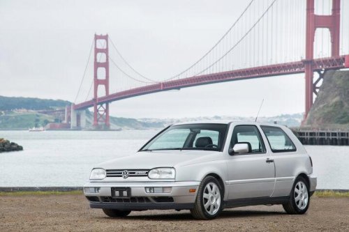 These 11 classic cars are (probably) a good investment
