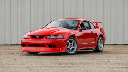 The highest torque muscle car with a manual transmission