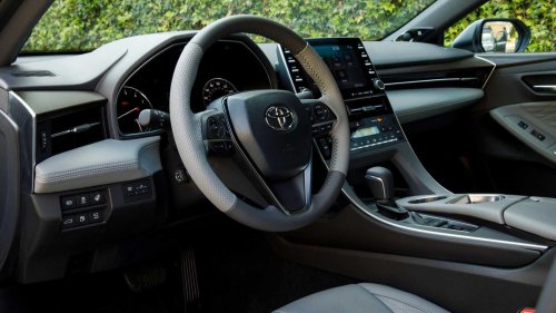 Toyota, Toyota's 'boring' Avalon might just be the best car you ever buy