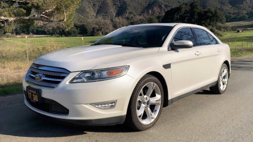 The forgotten V8 sedan that felt like a Camaro SS with four doors