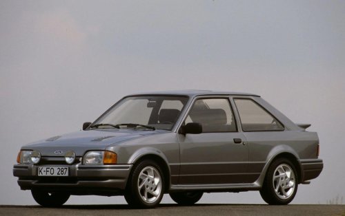 ¿Se acaba la gran burbuja de los coches clásicos? El esperanzador dato que revela este estudio