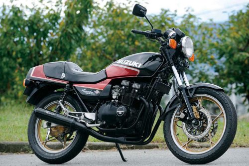 スズキ「GSX400FS インパルス」（1982年）高性能エンジン・新機構・装備が採用されたスズキ初の4気筒400ccモデル【空冷4発ヨンヒャク回顧録】