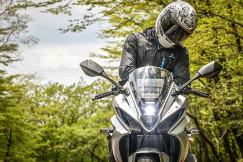 【失敗】フルカウル「GSX-8R」に「ネイキッドの軽快さ」を上乗せする実験は予想外の結果に…だけど思わぬ拾い物が?【SUZUKI GSX-8R ／ 試乗インプレ・レビュー 中編】