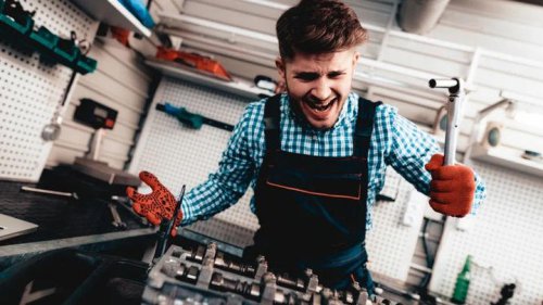 Estos errores de mantenimiento del coche hacen rico a tu mecánico, te contamos cómo puedes evitarlos