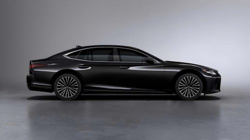 Lexus, Lexus LS, Lexus LS: Traditional luxury meets modern refinement