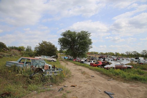 More junkyard discoveries of Windy Hill Auto Parts, New London, Minnesota