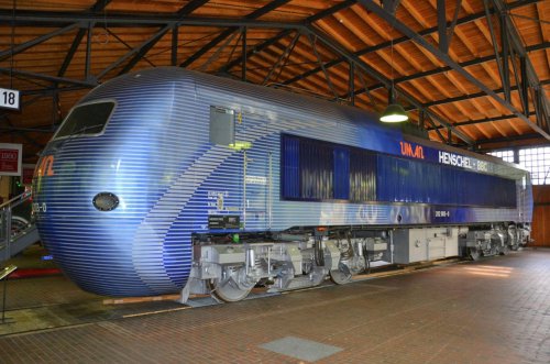 Top 10: The fastest diesel locomotives