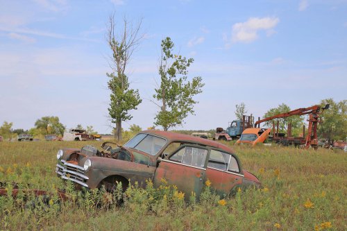 More junkyard discoveries of Windy Hill Auto Parts, New London, Minnesota