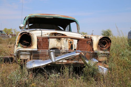 More junkyard discoveries of Windy Hill Auto Parts, New London, Minnesota