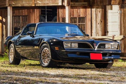 The most iconic cars from 1945 to 1995