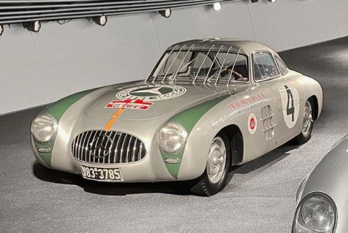 The most iconic cars from 1945 to 1995
