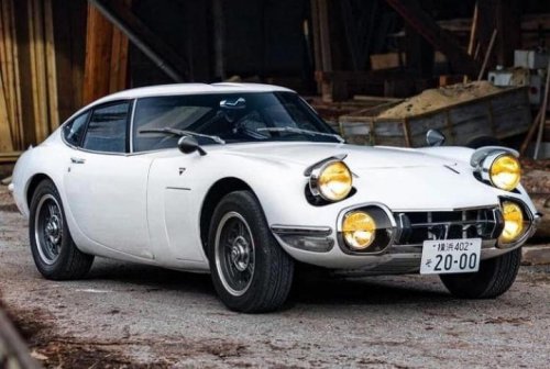 The most iconic cars from 1945 to 1995